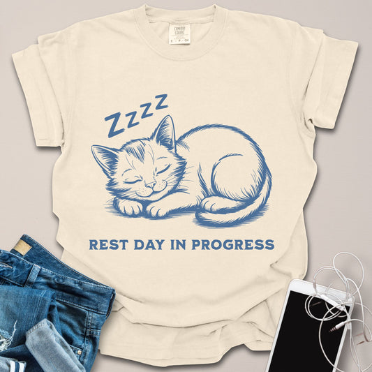 Rest Day Cat Graphic Shirt